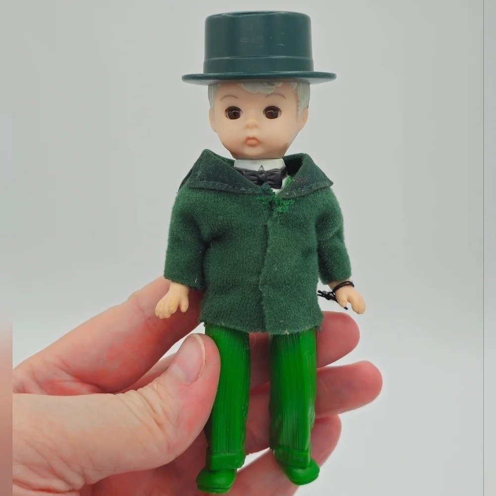 McDonald's Madame Alexander Wizard of Oz & Disney Dolls Happy Meal Toys - Picture 10 of 11